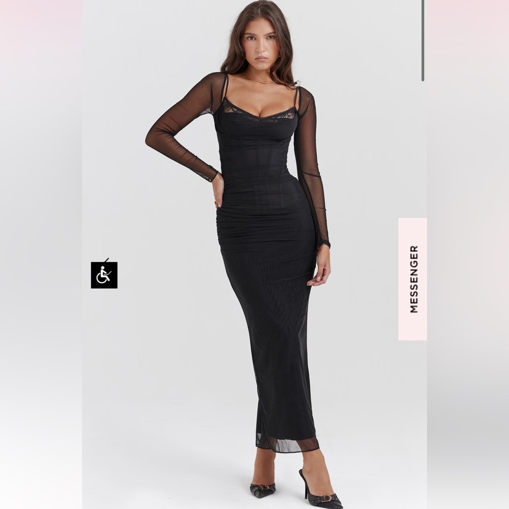 ✨Sold out✨ NWT House of CB Katarina Black Dress, size M with Plus cup